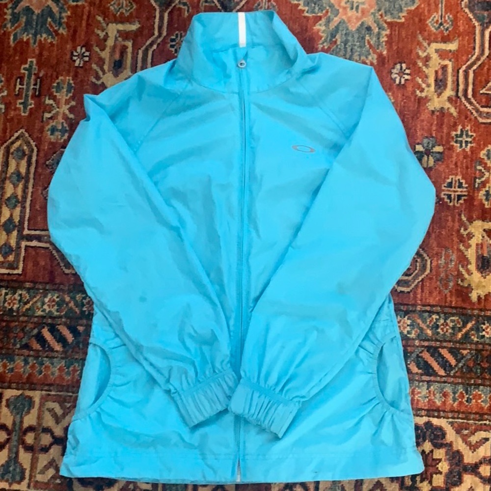 Oakley Wind Breaker